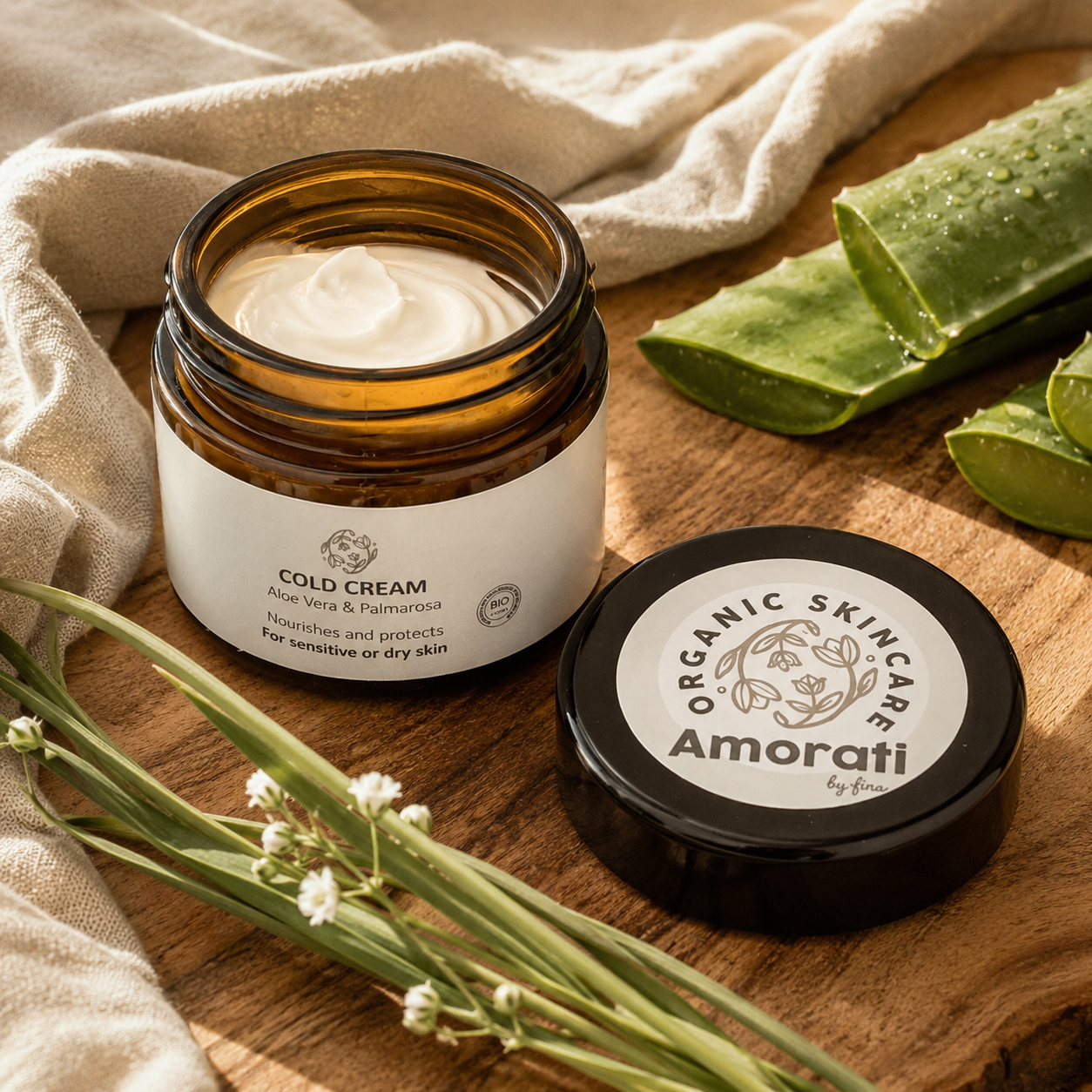 Open Amorati Cold Cream met rijke textuur en originele Amorati by fina-verpakking